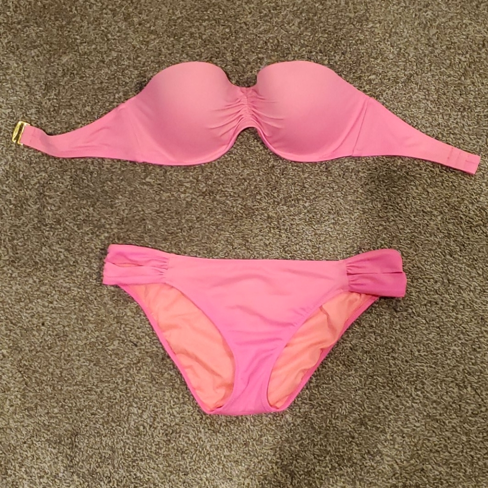 Victoria secret bikini top 34d and medium bottoms